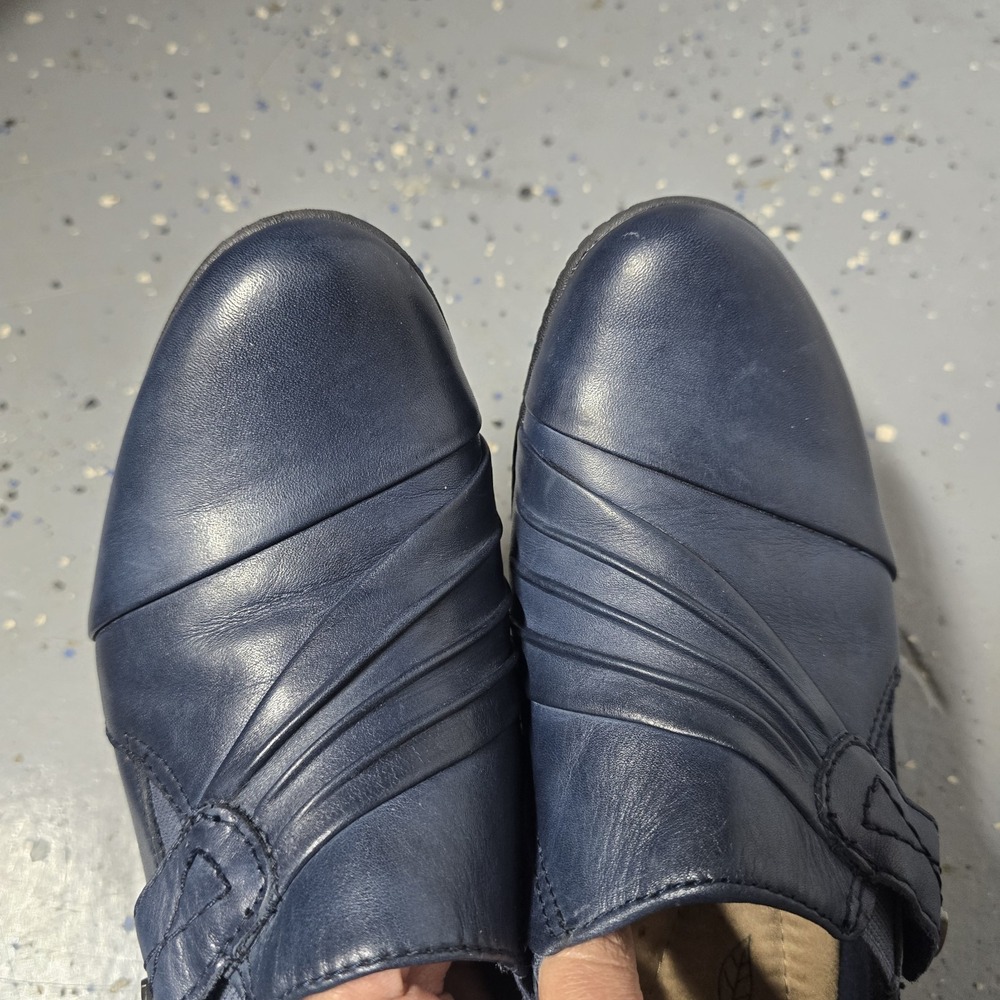 Earth Origins Navy Blue Leather Comfort Loafers Women's Size 9 EUC - Picture 9 of 12